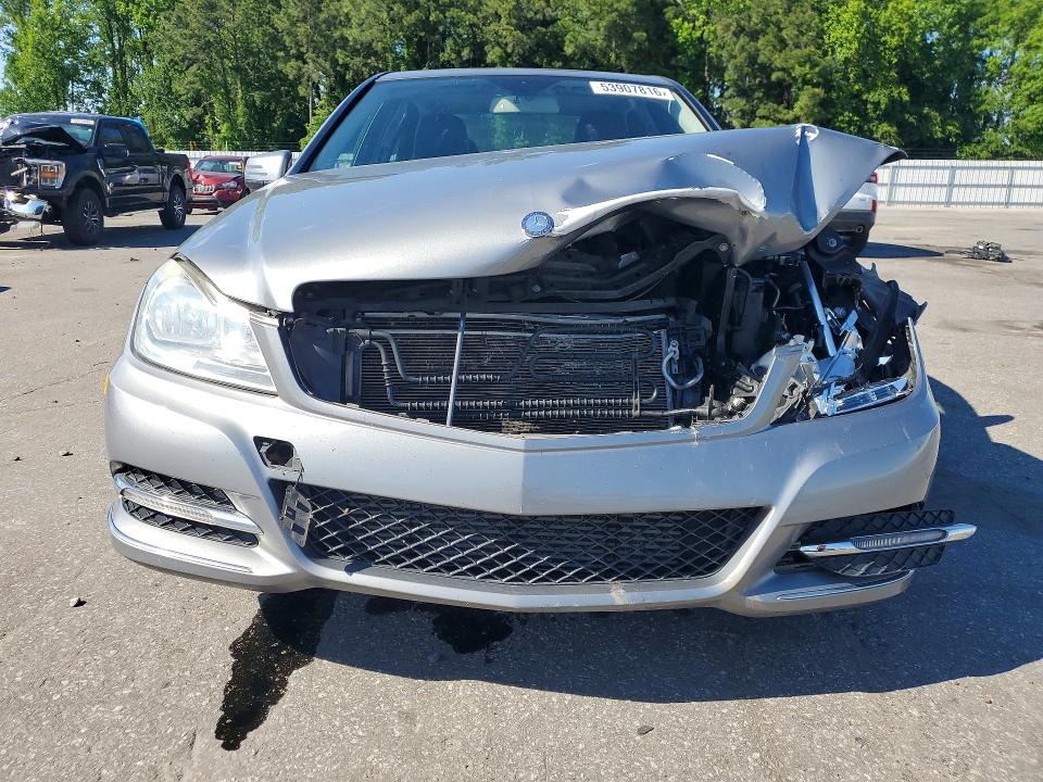 2014 Mercedes-benz VIN WDDGF4HB8EA924199 COPART salvage auction — UNDERCARRIAGE, Nc - Salvage Certificate Of Title, sold $250 on 2026-07-28 (photo 5)