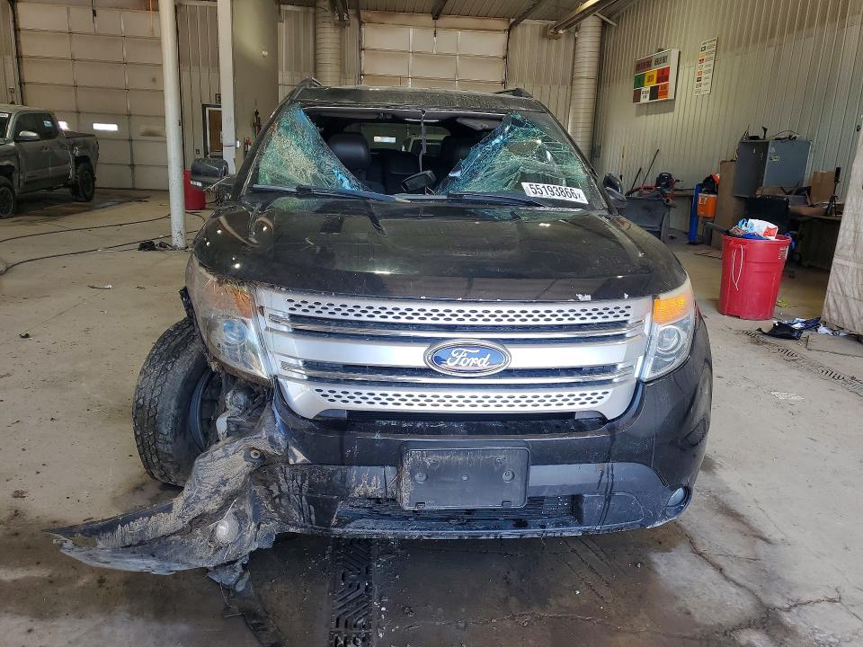 2015 Ford Explorer VIN 1FM5K8D86FGC01167 COPART salvage auction — ROLLOVER, Pa - Certificate Of Salvage, sold $950 on 2026-07-02 (photo 5)