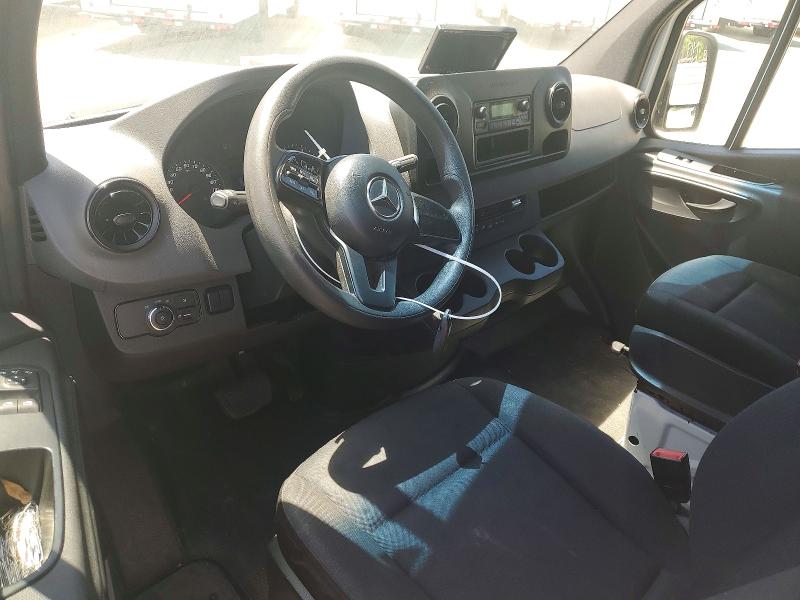 2019 Mercedes-benz Sprinter VIN WD4PF1CD1KP070284 COPART salvage auction — MINOR DENT/SCRATCHES, Ca - Dis/Dlr/Exp Only Clean Title, sold $9,750 on 2026-07-07 (photo 8)