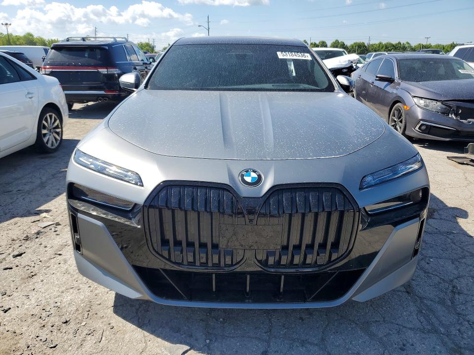 2023 BMW 7er VIN WBA33EJ0XPCM54214 COPART salvage auction — REAR END, In - Cert Of Title-Salvage Title, sold $50,000 on 2026-07-28 (photo 5)