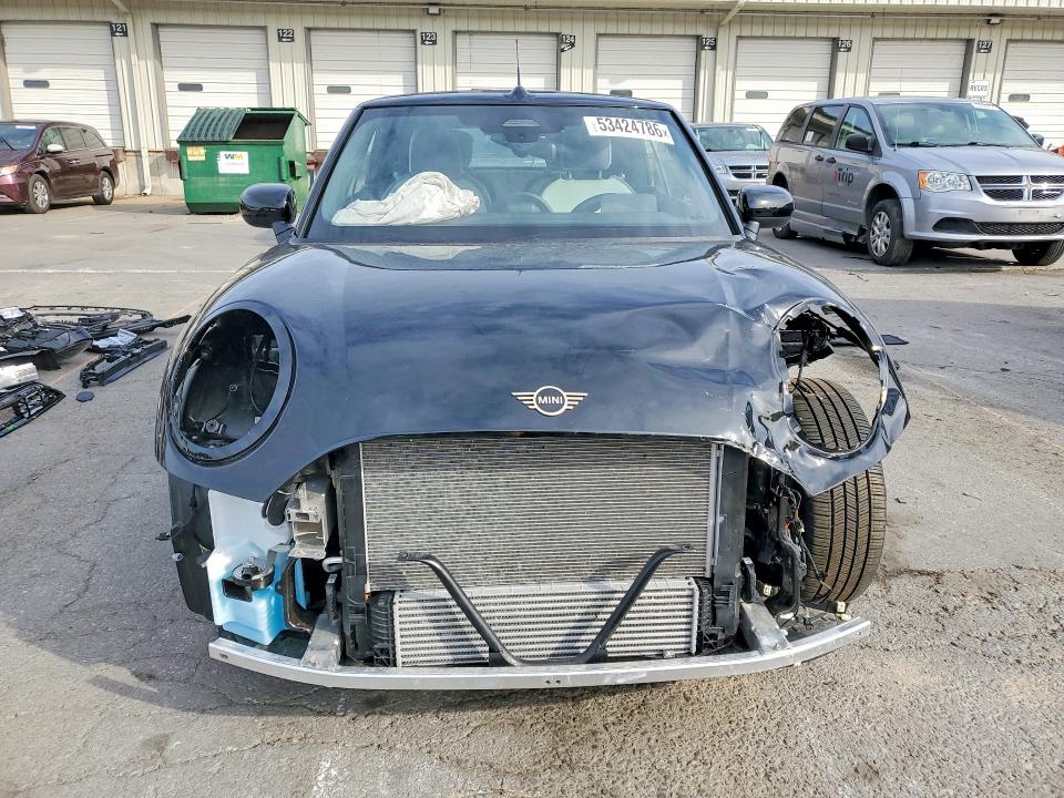 2025 Mini Cooper VIN WMW13GX03S2X39863 COPART salvage auction — FRONT END, Ky - Bill Of Sale/Part Only/No Titl, sold $7,600 on 2026-08-06 (photo 5)