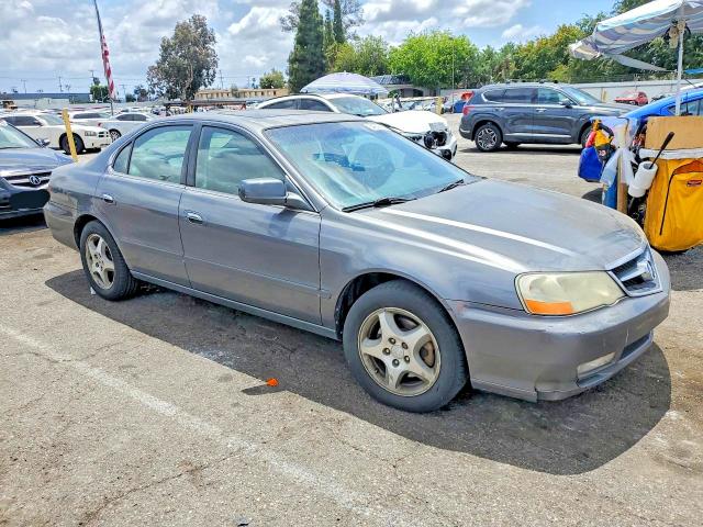 2003 Acura Tl VIN 19UUA56693A073598 COPART salvage auction — FRONT END, Ca - Dis/Dlr/Exp Only Clean Title, sold $350 on 2026-07-02 (photo 4)