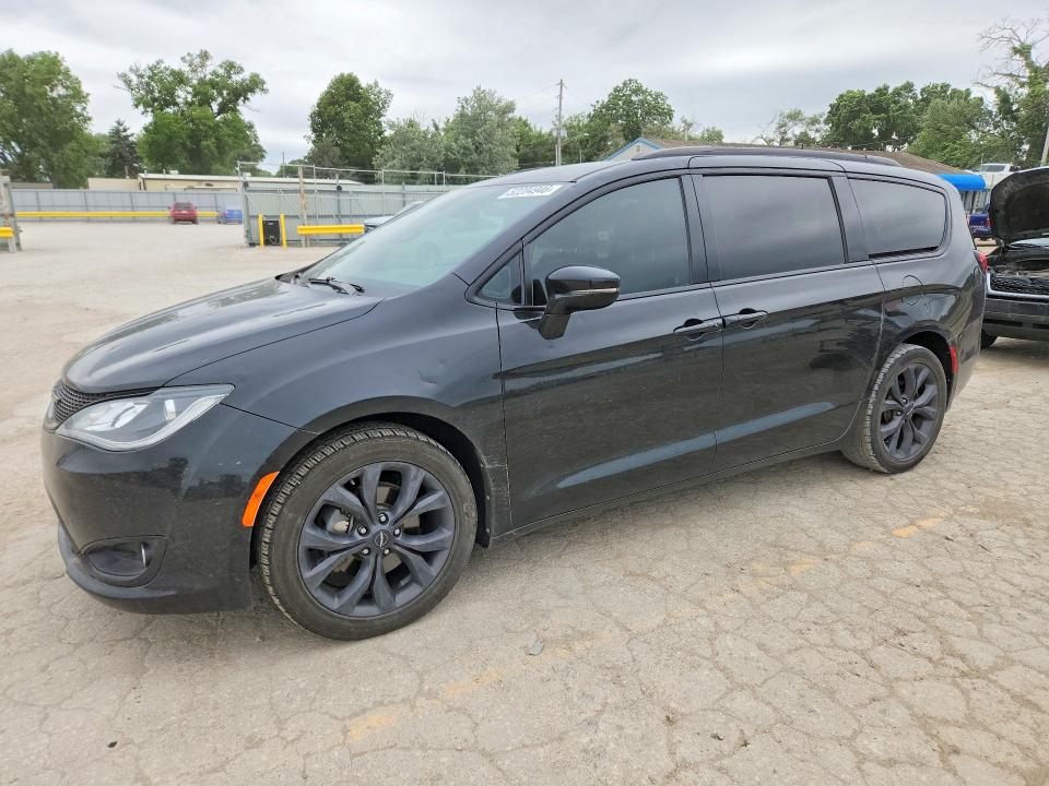 2018 Chrysler Pacifica VIN 2C4RC1GG4JR194420 COPART salvage auction — HAIL, Ks - Cert Of Title-Salvage, sold $3,150 on 2026-07-22 (photo 1)