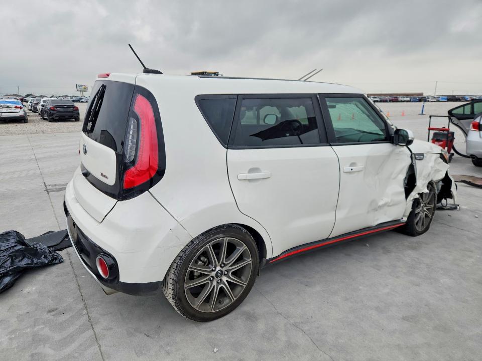 2019 Kia VIN KNDJX3AA3K7671276 COPART salvage auction — SIDE, Tx - Salvage Vehicle Title, sold $3,700 on 2026-07-10 (photo 3)