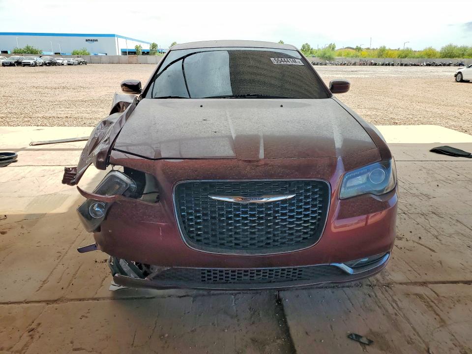 2018 Chrysler 300 VIN 2C3CCABG8JH140996 COPART salvage auction — FRONT END, Az - Cert Of Title - Salvage, sold $4,100 on 2026-07-02 (photo 5)