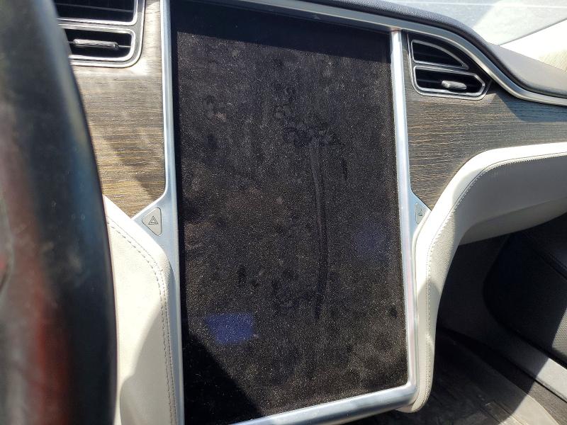 2014 Tesla Model s VIN 5YJSA1S13EFP65505 COPART salvage auction — MINOR DENT/SCRATCHES, Fl - Certificate Of Title, sold $2,700 on 2026-07-27 (photo 9)