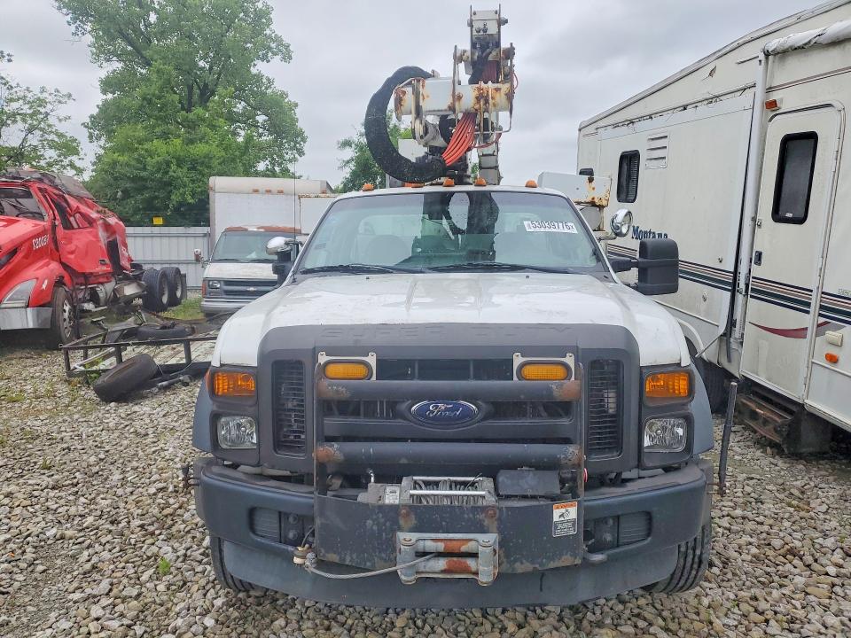 2008 Ford F-550 super duty VIN 1FDAF57RX8EE22310 COPART salvage auction — SIDE, Ky - Certificate Of Title (P), sold $7,500 on 2026-07-30 (photo 5)