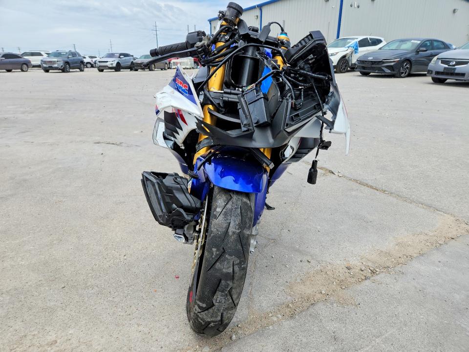 2022 Honda Cbr VIN JH2SC8210NK100042 COPART salvage auction — FRONT END, Tx - Salvage Vehicle Title, sold $4,900 on 2026-07-23 (photo 2)