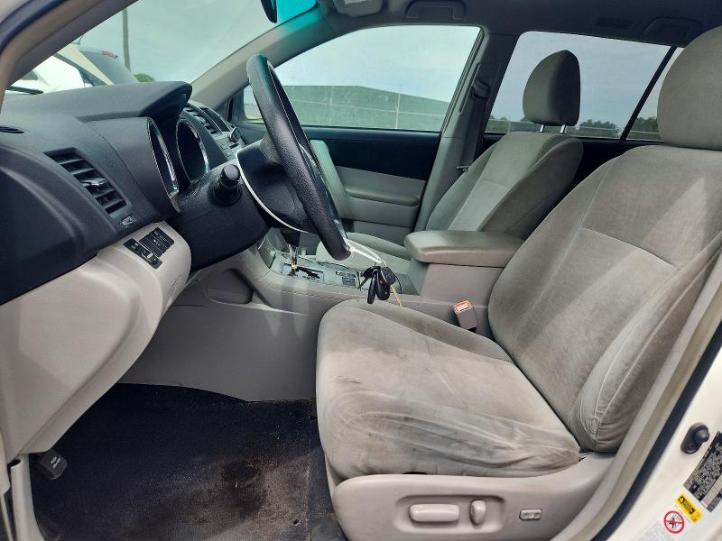 2011 Toyota Highlander VIN 5TDZA3EH0BS009799 COPART salvage auction — MINOR DENT/SCRATCHES, Ga - Certificate Of Title, sold $4,050 on 2026-07-28 (photo 7)