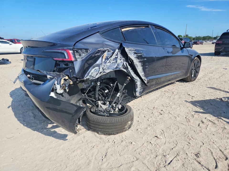 2026 Tesla Model 3 VIN 5YJ3E1EA5TF160208 COPART salvage auction — REAR END, Salvage Title, sold $5,200 on 2026-07-21 (photo 3)
