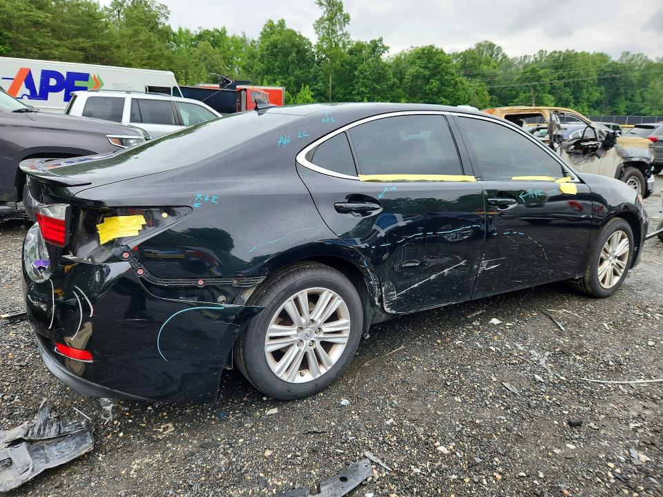 2014 Lexus ES VIN JTHBK1GG4E2131258 COPART salvage auction — REAR END, Md - Cert Of Salvage < 75% Damage, sold $225 on 2026-07-17 (photo 3)