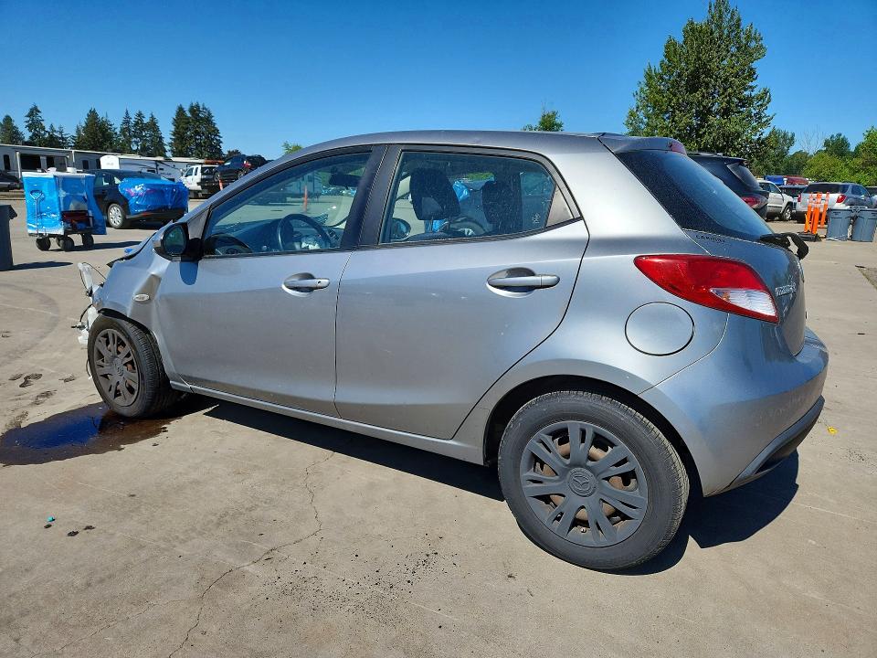 2014 Mazda 2 VIN JM1DE1KZXE0188313 COPART salvage auction — FRONT END, Or - Salvage Title Certificate, sold $175 on 2026-07-20 (photo 2)