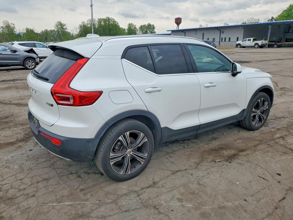 2019 Volvo Xc40 VIN YV4162UL8K2049597 COPART salvage auction — SIDE, Nc - Salvage Certificate Of Title, sold $2,550 on 2026-07-30 (photo 3)