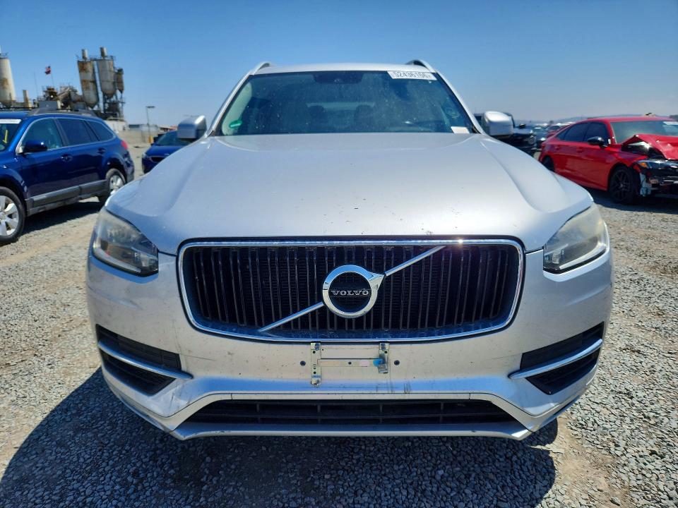 2016 Volvo Xc90 VIN YV4A22PK5G1039783 COPART salvage auction — MINOR DENT/SCRATCHES, Va - Dis/Dlr/Exp Only Clean Title, sold $3,000 on 2026-07-02 (photo 5)