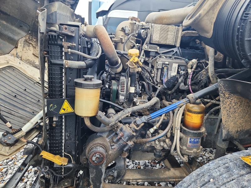 2011 International VIN 3HSCTSJR8BN325784 COPART salvage auction — ALL OVER, Tn - Salvage Certificate, sold $1,000 on 2026-07-09 (photo 7)