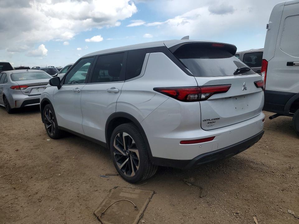 2022 Mitsubishi Outlander VIN JA4J4TA89NZ028911 COPART salvage auction — WATER/FLOOD, Il - Salvage Cert-Flood, sold $1,450 on 2026-07-21 (photo 2)