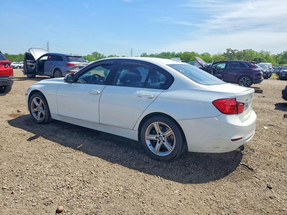 2013 BMW 3er VIN WBA3B5C57DF599023 COPART salvage auction — SIDE, Il - Salvage Certificate, sold $2,250 on 2026-07-31 (photo 2)