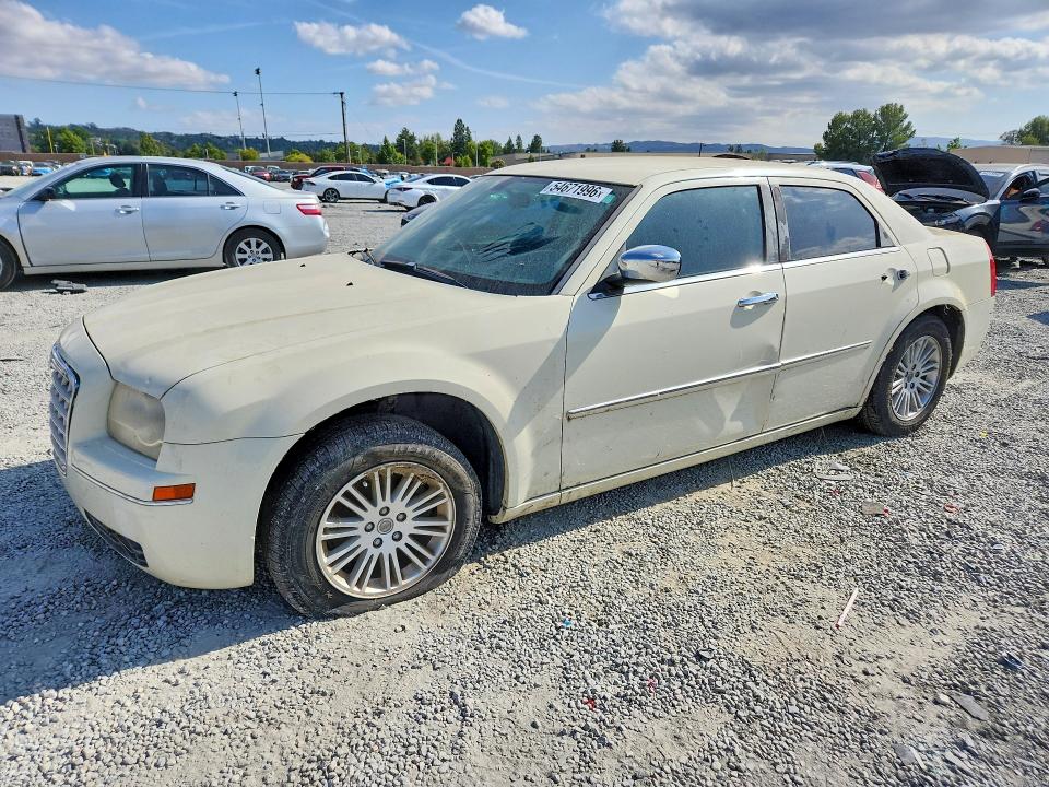 2010 Chrysler 300 VIN 2C3CA5CV3AH325841 COPART salvage auction — MINOR DENT/SCRATCHES, CA - DIS/DLR/EXP APP FOR DUP CLEAN, sold $200 on 2026-07-08 (photo 1)