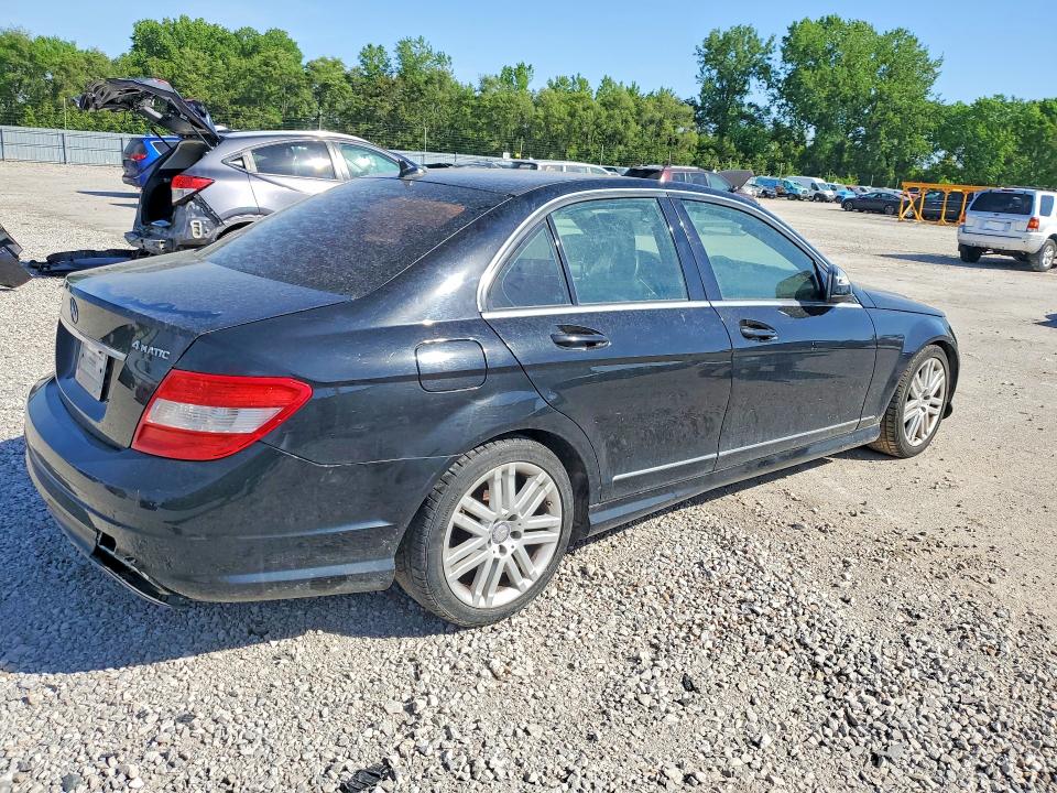 2009 Mercedes-benz C class VIN WDDGF81X69R078322 COPART salvage auction — WATER/FLOOD, Id - Salvage Certificate Of Title, sold $500 on 2026-07-24 (photo 3)