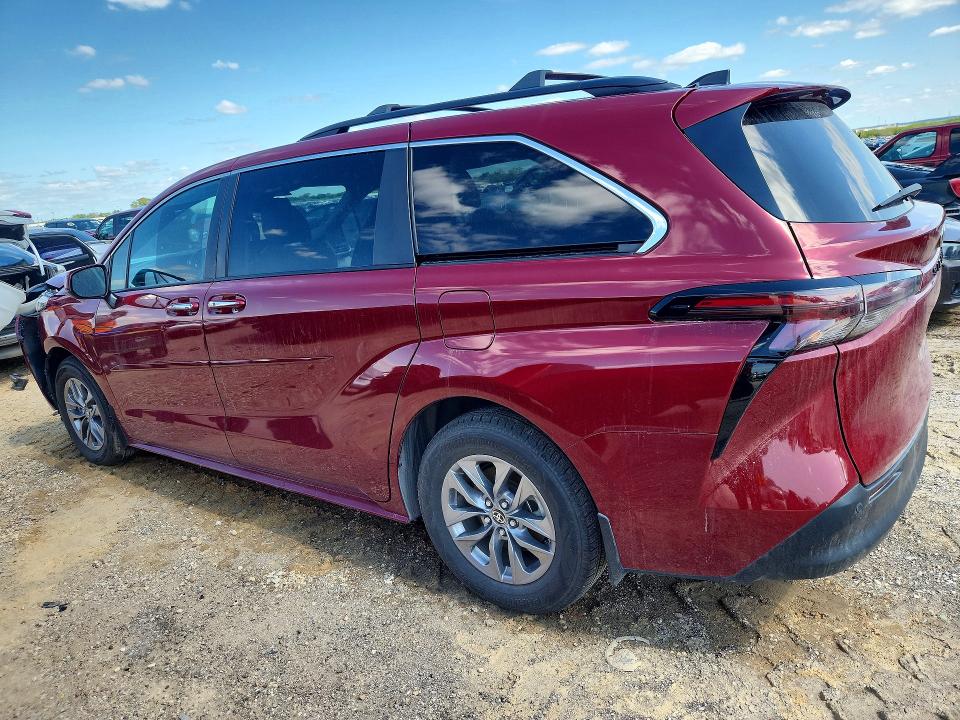 2023 Toyota Sienna VIN 5TDYRKECXPS178478 COPART salvage auction — FRONT END, Tx - Salvage Vehicle Title, sold $12,500 on 2026-07-23 (photo 2)
