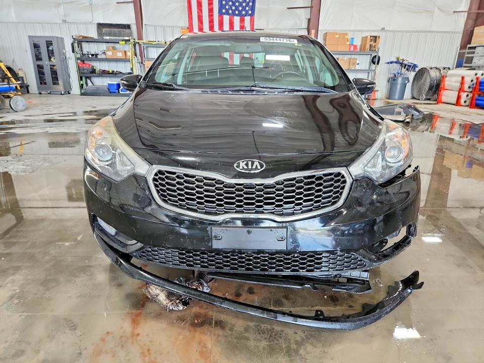 2016 Kia Forte VIN KNAFX5A8XG5490593 COPART salvage auction — REAR END, Il - Salvage Certificate, sold $225 on 2026-07-27 (photo 5)
