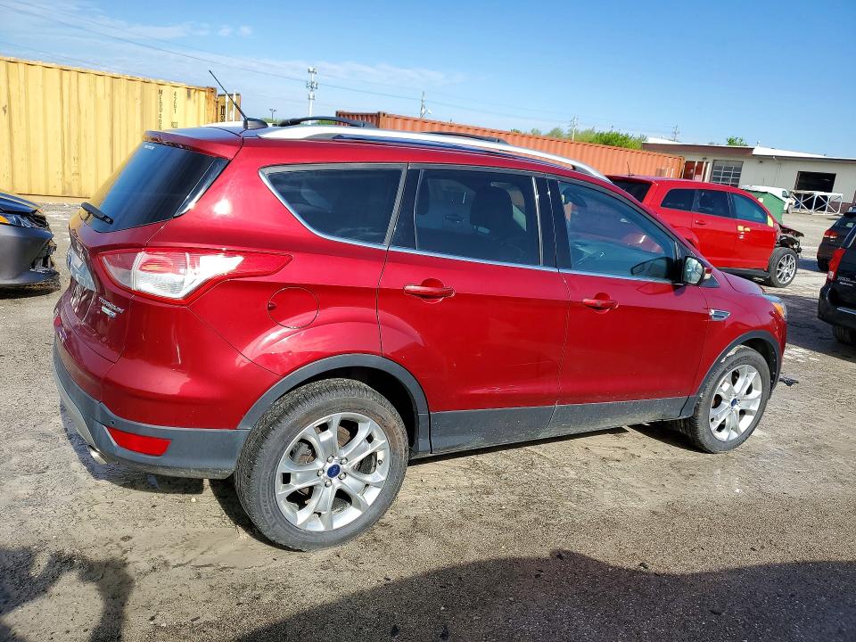 2016 Ford Escape VIN 1FMCU9JX4GUC77900 COPART salvage auction — FRONT END, In - Certificate Of Title (P), sold $1,000 on 2026-07-02 (photo 3)
