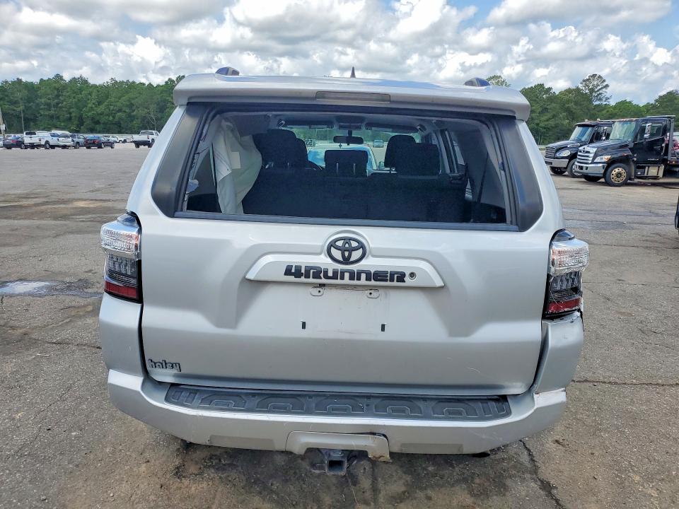 2019 Toyota 4runner VIN JTEBU5JR1K5646334 COPART salvage auction — FRONT END, VA - CERT OF TITLE - SALVAGE, sold $9,400 on 2026-07-27 (photo 6)