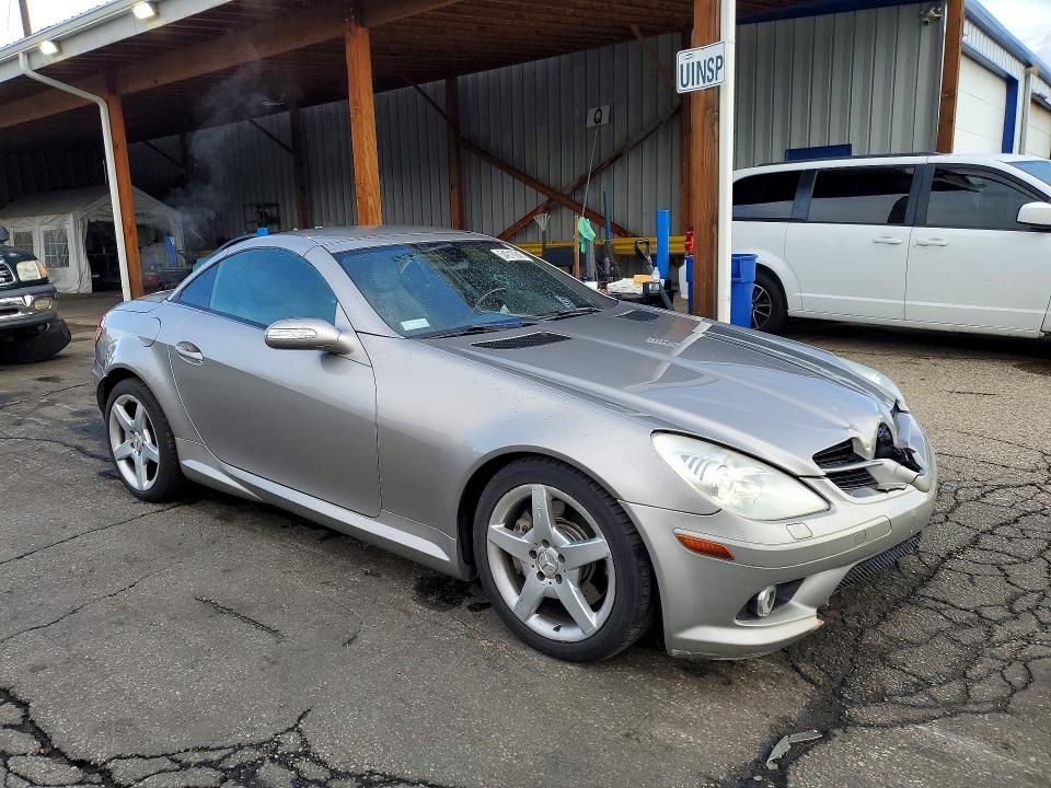 2006 Mercedes-benz Slk-klasse VIN WDBWK56F46F099147 COPART salvage auction — REAR END, Co - Salvage Title, sold $1,200 on 2026-08-13 (photo 4)