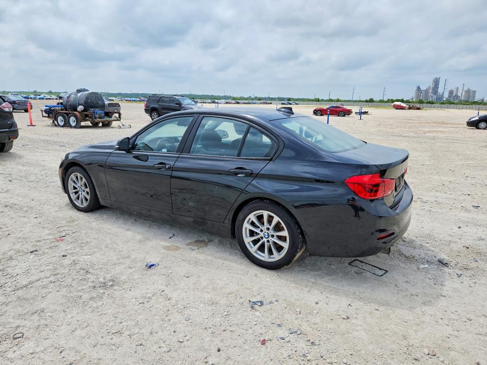 2018 BMW 3er VIN WBA8E1G59JNU90189 COPART salvage auction — NORMAL WEAR, Tx - Certificate Of Title, sold $2,800 on 2026-07-27 (photo 2)
