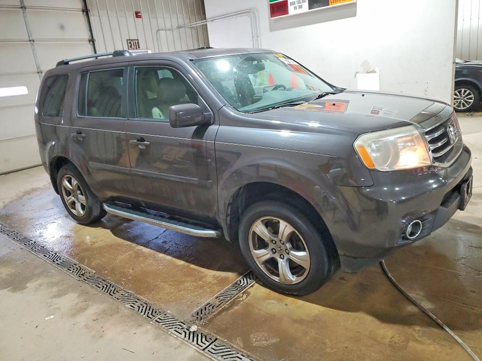 2013 Honda Pilot VIN 5FNYF4H50DB004792 COPART salvage auction — MINOR DENT/SCRATCHES, IN - CERTIFICATE OF TITLE, sold $1,350 on 2026-07-09 (photo 4)