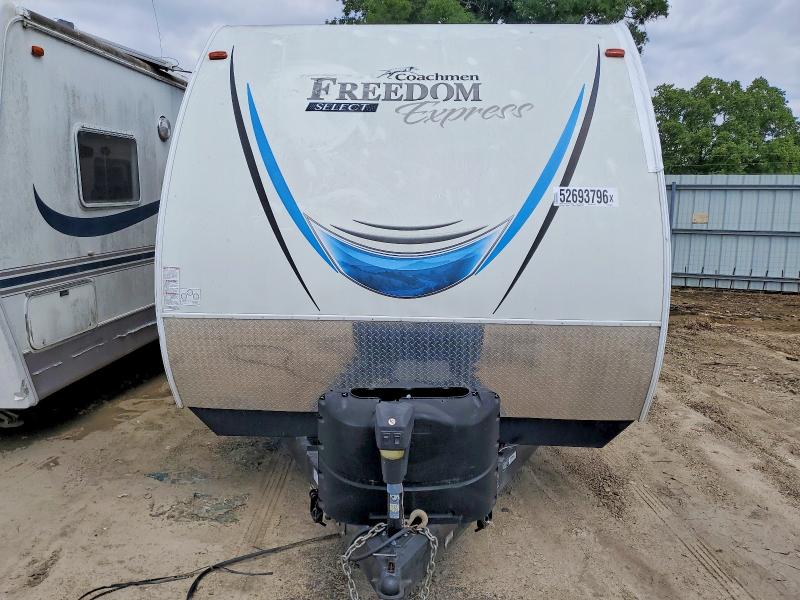2019 Forrest river VIN 5ZT2FEUB2KW008812 COPART salvage auction — HAIL, AR - CERTIFICATE OF TITLE, sold $6,800 on 2026-07-14 (photo 8)