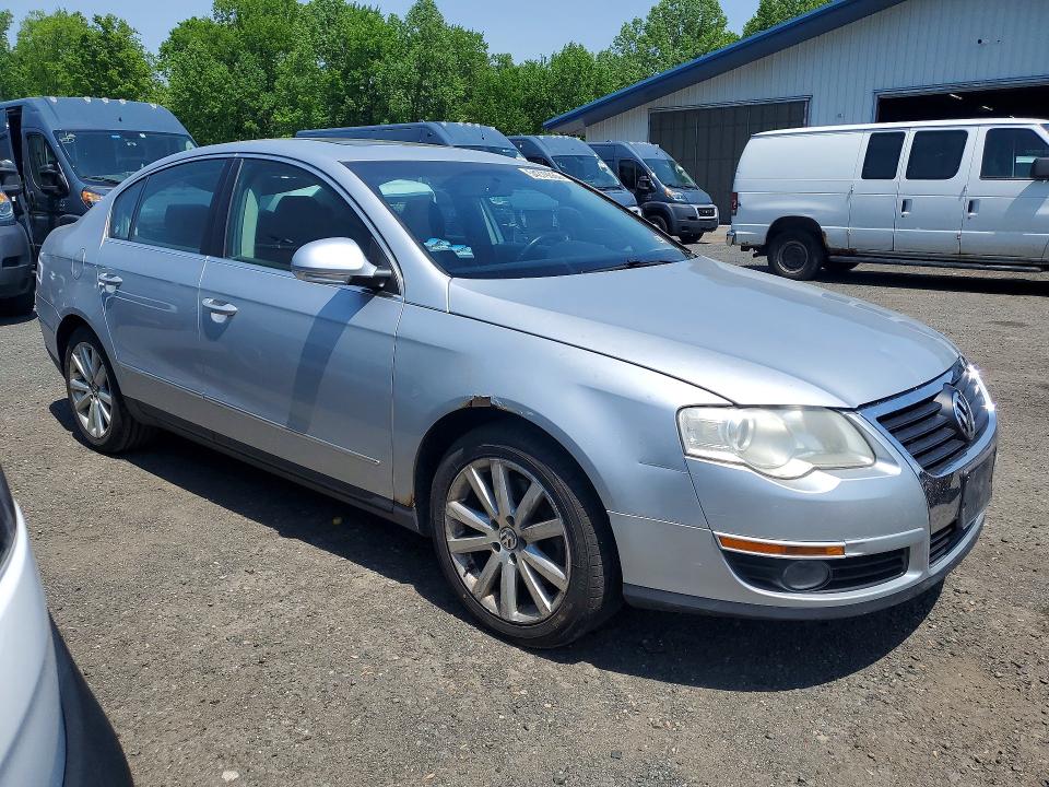 2010 Volkswagen Passat VIN WVWJM7AN7AE099710 COPART salvage auction — MINOR DENT/SCRATCHES, Nh - Certificate Of Title (P), sold $800 on 2026-07-09 (photo 4)