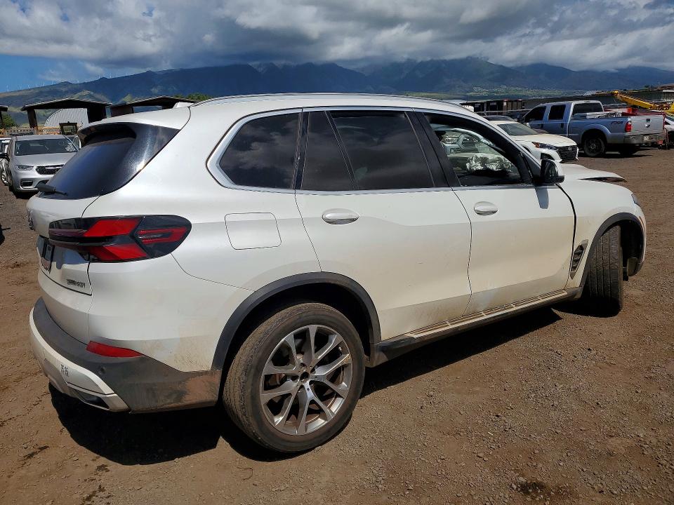 2024 BMW X5 VIN 5UX13EU02R9U22622 COPART salvage auction — FRONT END, Hi - Bill Of Sale - Parts Only, sold $9,000 on 2026-08-02 (photo 3)