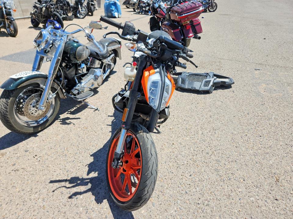 2017 Ktm 390 adventure VIN MD2JPJ40XHC208570 COPART salvage auction — ROLLOVER, Nm - Cert Of Title-Salvage, sold $325 on 2026-07-23 (photo 2)