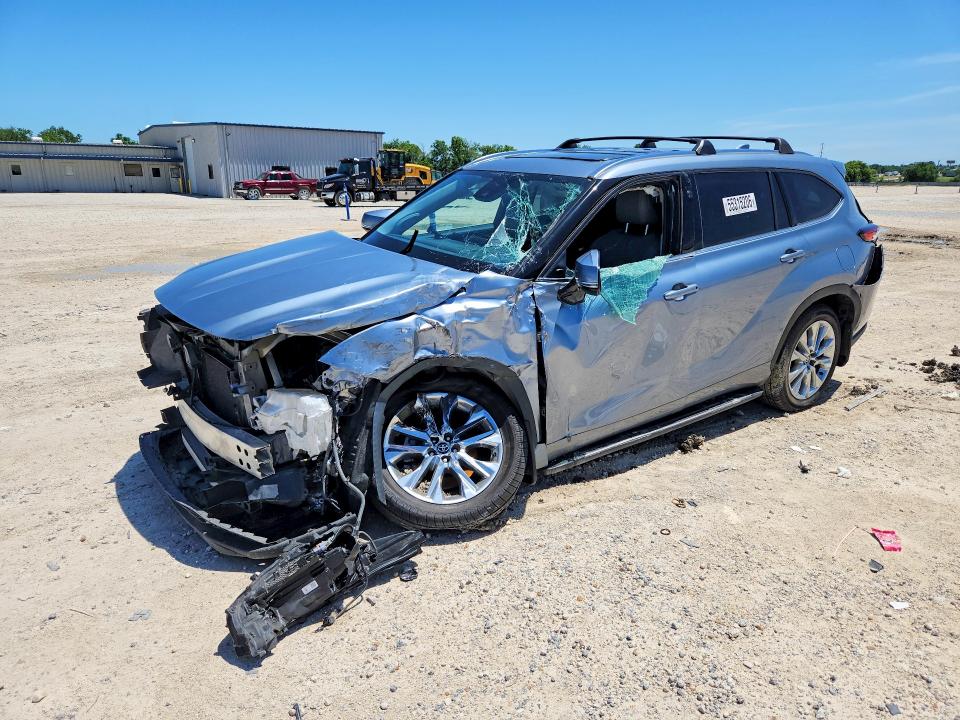 2020 Toyota Highlander VIN 5TDYZRAH7LS029322 COPART salvage auction — FRONT END, Tx - Salvage Vehicle Title, sold $7,200 on 2026-07-09 (photo 1)