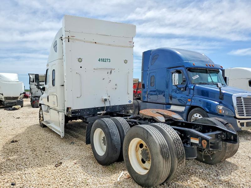 2018 Freightliner Cascadia 113 VIN 1FUJGHD91JLJX8273 COPART salvage auction — FRONT END, OK - CERTIFICATE OF TITLE, sold $1,500 on 2026-07-09 (photo 3)