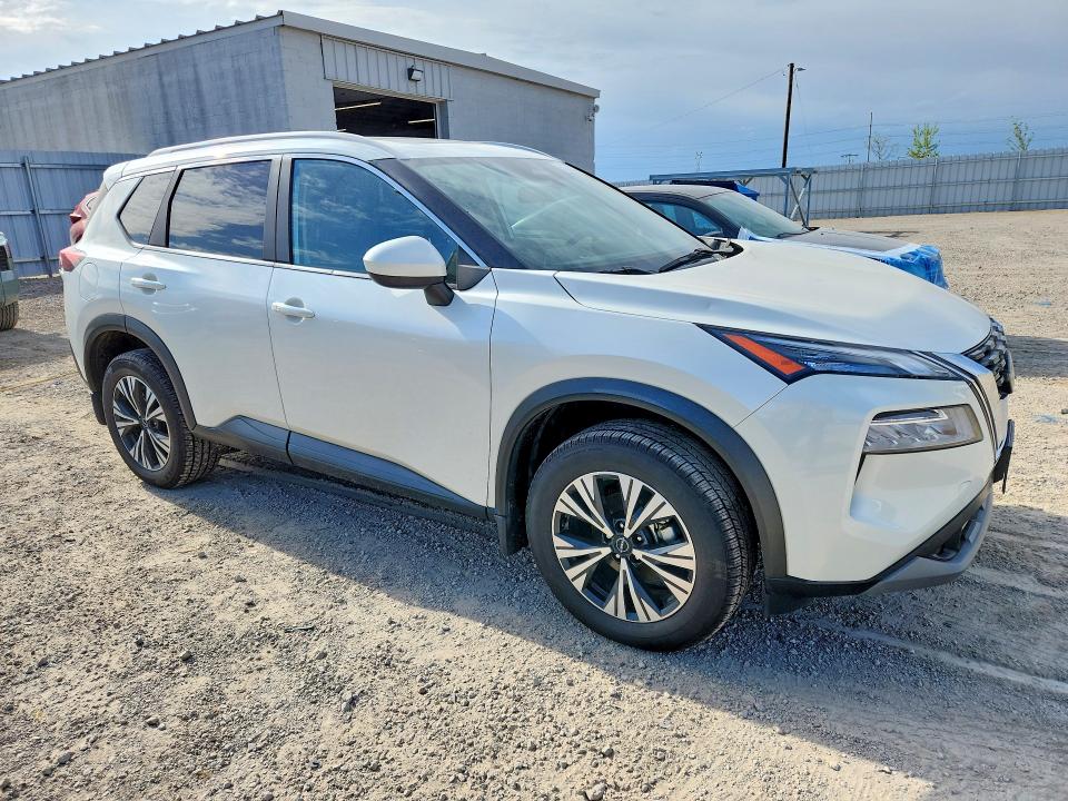 2023 Nissan VIN JN8BT3BBXPW495349 COPART salvage auction — HAIL, IA - CERT OF TITLE-SALVAGE TITLE, sold $9,600 on 2026-07-08 (photo 4)