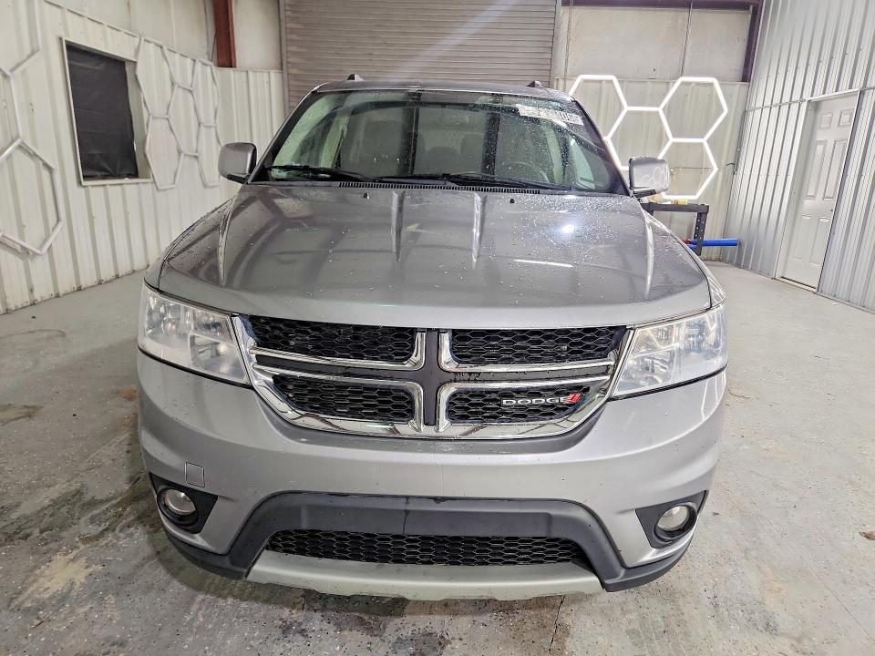 2017 Dodge Journey VIN 3C4PDCBG4HT523373 COPART salvage auction — NORMAL WEAR, NC - DEALER ONLY CLEAN TITLE, sold $2,100 on 2026-07-09 (photo 5)