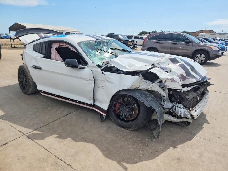 2016 Ford Mustang VIN 1FA6P8CF8G5260279 COPART salvage auction — FRONT END, Tx - Nonrepairable Title, sold $250 on 2026-07-09 (photo 4)