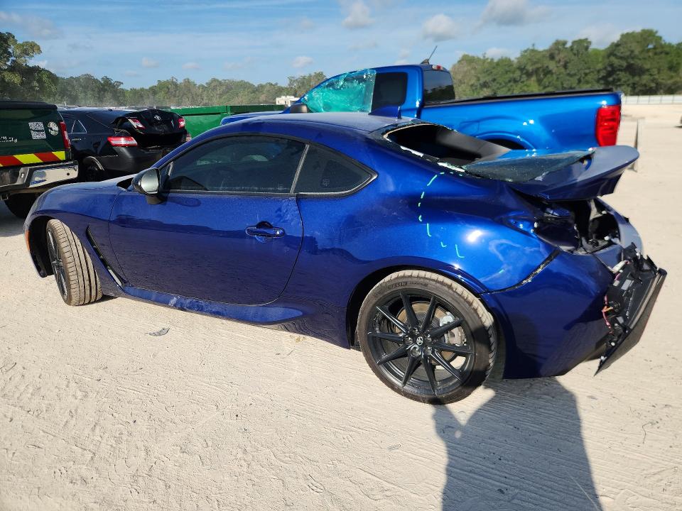 2024 Toyota Gr 86 VIN JF1ZNBE1XR9758643 COPART salvage auction — REAR END, Fl - Cert Of Title Slvg Rebuildable, sold $9,500 on 2026-08-18 (photo 2)