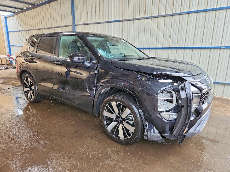 2025 Mitsubishi Outlander VIN JA4J4VA85SZ058964 COPART salvage auction — FRONT END, FL - CERT OF TITLE SLVG REBUILDABLE, sold $11,800 on 2026-07-13 (photo 4)