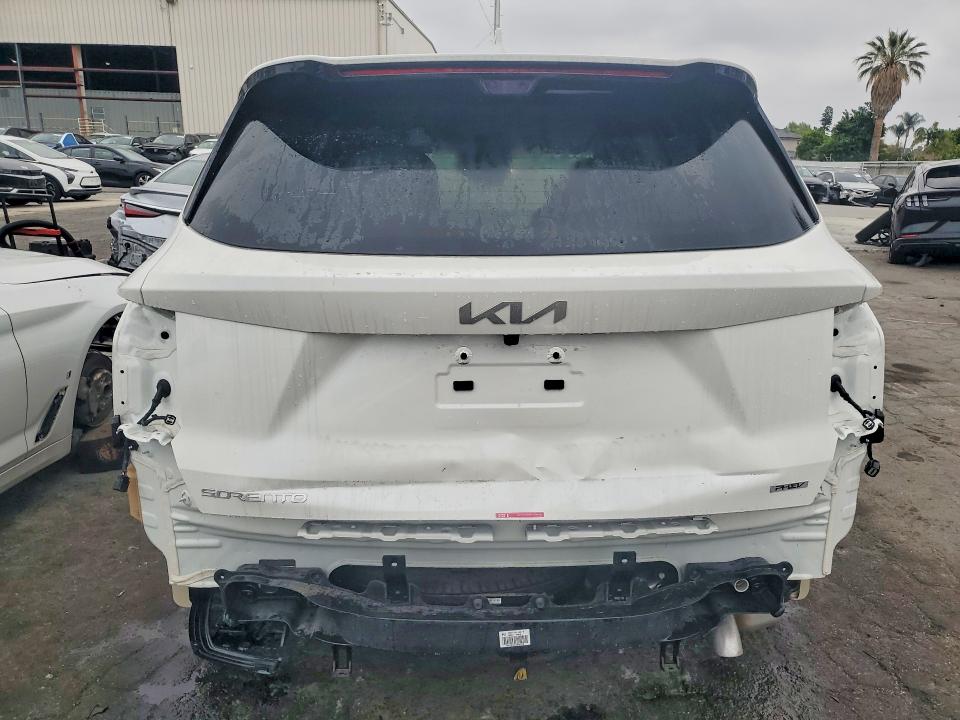 2025 Kia Sorento VIN KNDRMDJH0S5379904 COPART salvage auction — FRONT END, CA - CERTIFICATE OF TITLE, sold $8,200 on 2026-07-07 (photo 6)