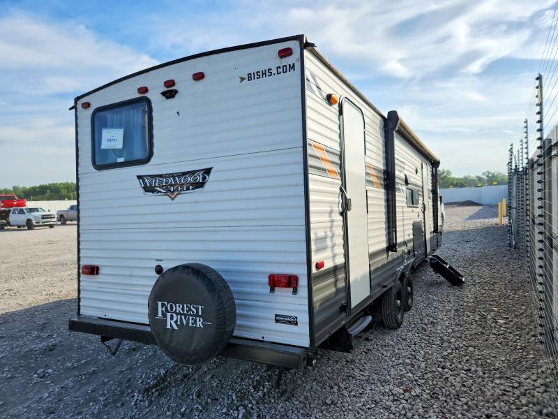 2021 Wildwood Trailer VIN 4X4TWDB28M7370430 COPART salvage auction — VANDALISM, IL - SALVAGE CERTIFICATE, sold $2,700 on 2026-07-15 (photo 4)