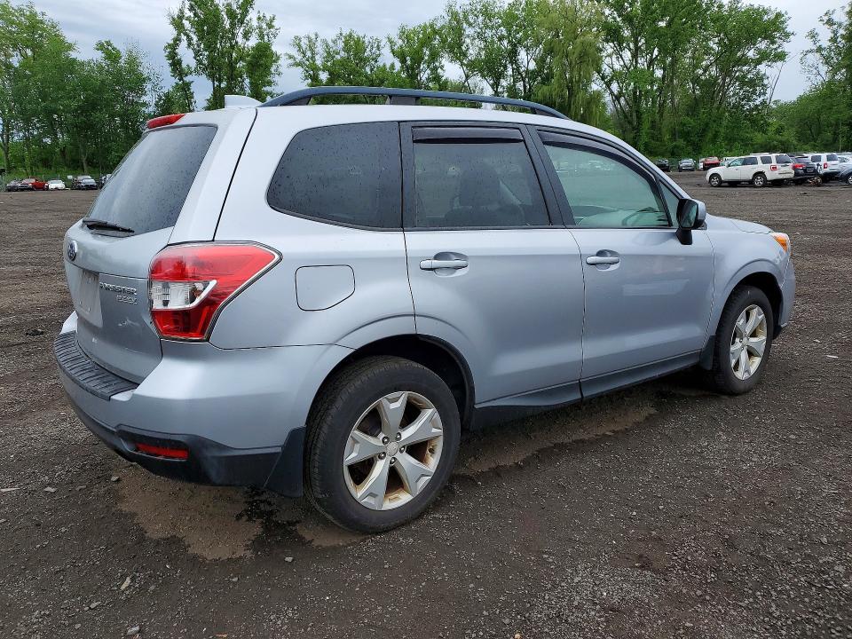 2016 Subaru VIN JF2SJADC9GH439436 COPART salvage auction — MINOR DENT/SCRATCHES, Ct - Certificate Of Title (P), sold $2,200 on 2026-07-24 (photo 3)