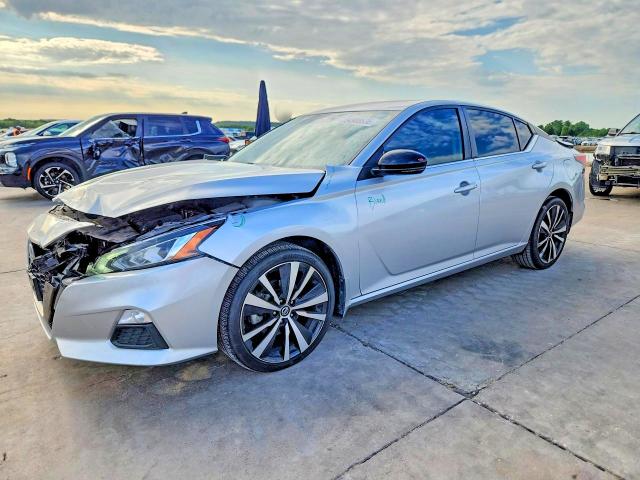 2019 Nissan Altima VIN 1N4BL4CW8KC251802 COPART salvage auction — FRONT END, Tx - Certificate Of Title, sold $5,400 on 2026-07-09 (photo 1)