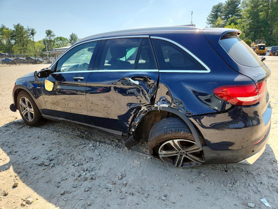2017 Mercedes-benz Glc VIN WDC0G4KB8HF258738 COPART salvage auction — FRONT END, Ma - Cert Of Title-Salvage, sold $3,000 on 2026-07-27 (photo 2)