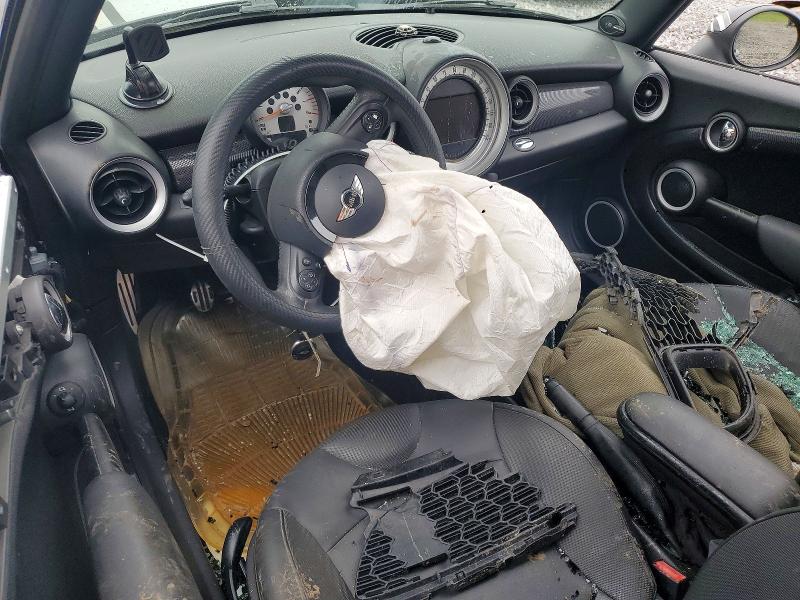 2014 Mini Cooper VIN WMWZG3C58ETY33494 COPART salvage auction — SIDE, In - Cert Of Title-Salvage Title, sold $300 on 2026-08-04 (photo 8)