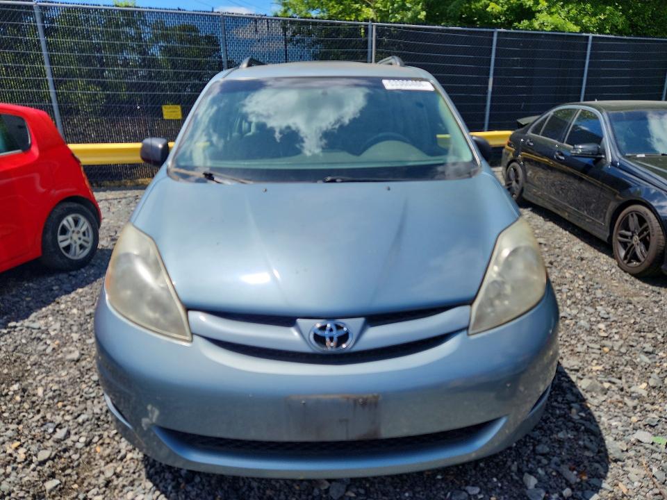 2007 Toyt Sienna VIN 5TDZK23C87S005747 COPART salvage auction — MINOR DENT/SCRATCHES, MD - CERTIFICATE OF TITLE, sold $1,200 on 2026-07-17 (photo 5)