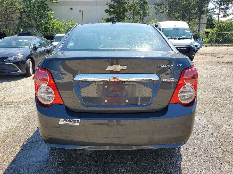 2016 Chevrolet SONIC VIN 1G1JC5SB3G4112326 COPART salvage auction — MINOR DENT/SCRATCHES, IL - CERT OF TITLE-CORRECTED, sold $625 on 2026-07-09 (photo 6)
