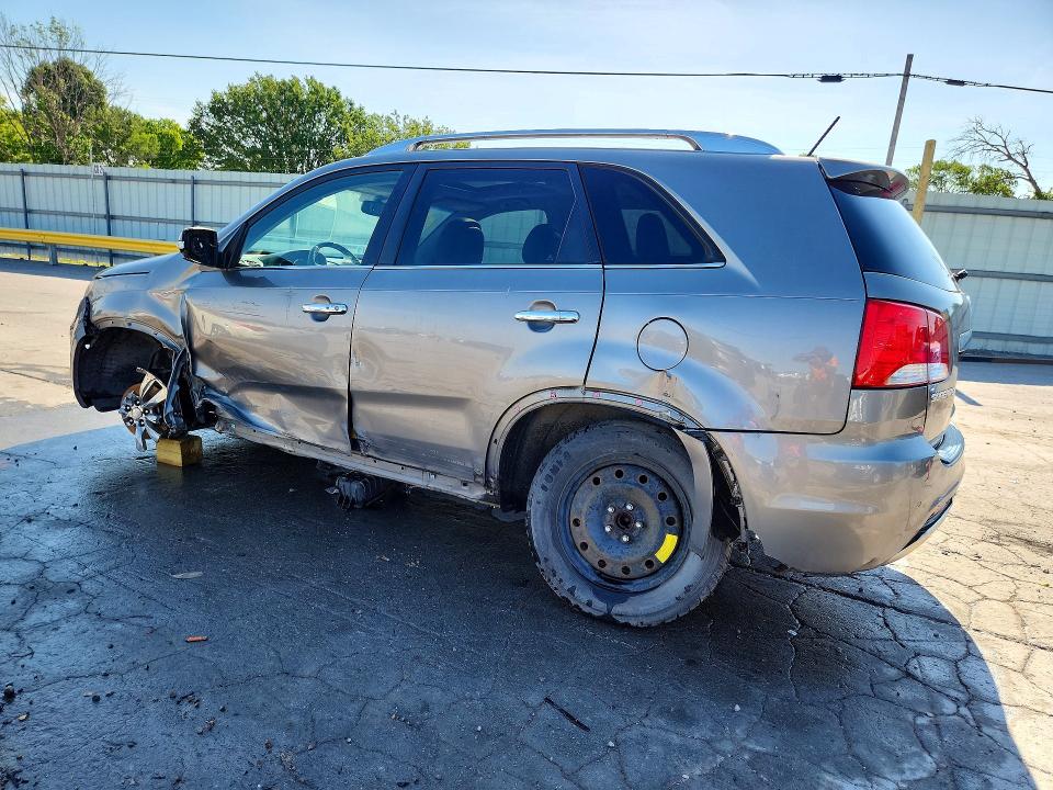 2013 Kia Sorento VIN 5XYKW4A21DG397524 COPART salvage auction — FRONT END, Tn - Salvage Certificate, sold $850 on 2026-07-13 (photo 2)